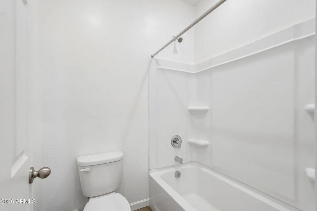 Real Estate Picture 38