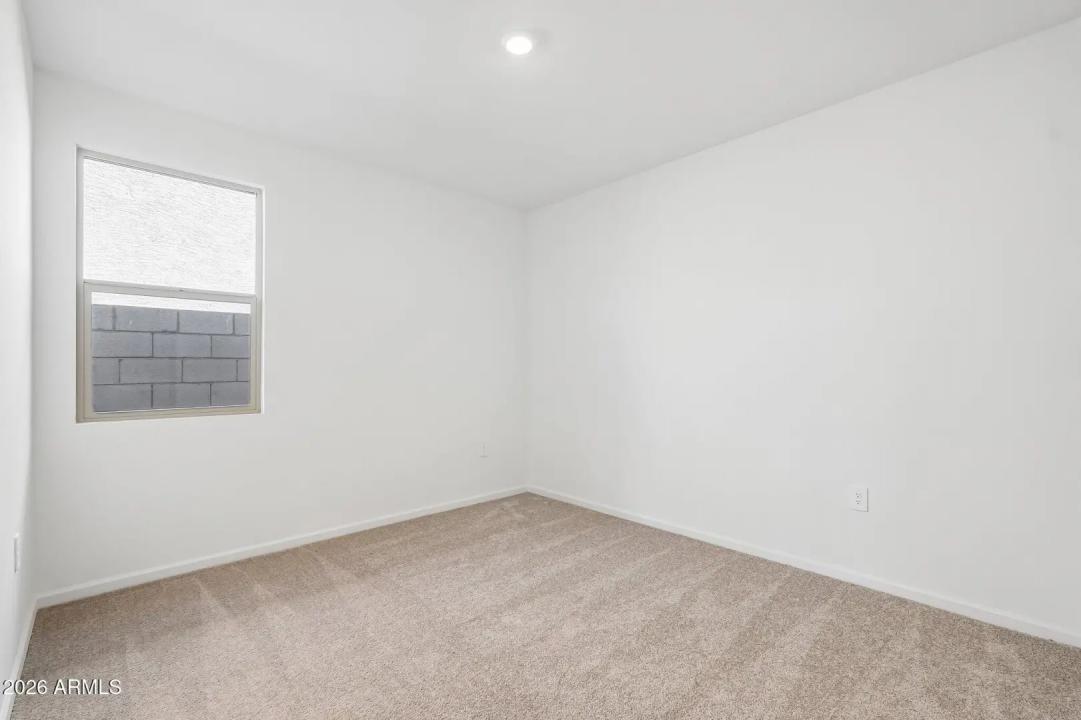 Real Estate Picture 40