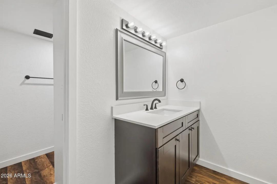 Real Estate Picture 28