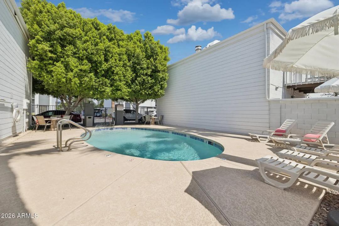 Real Estate Picture 39