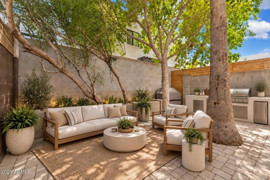Real Estate Picture 35