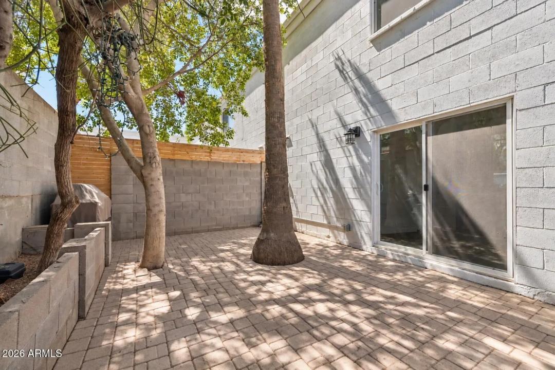 Real Estate Picture 37