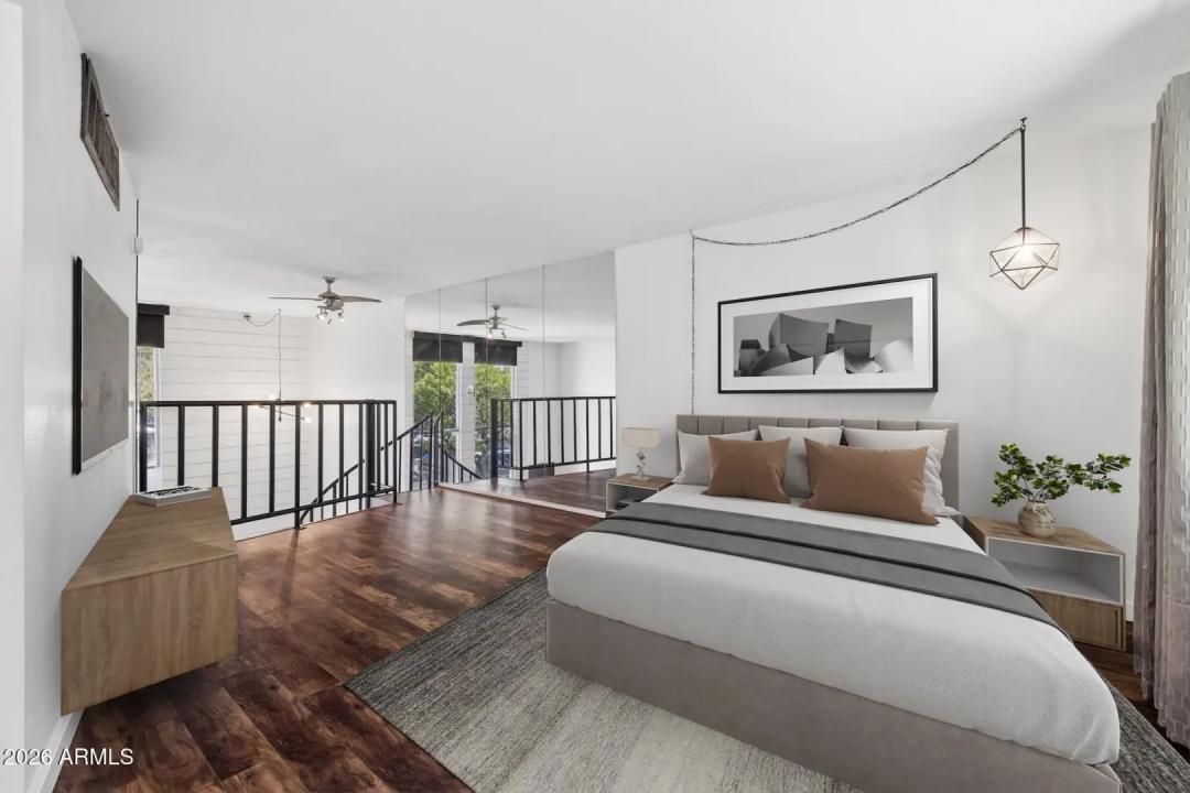 Real Estate Picture 25