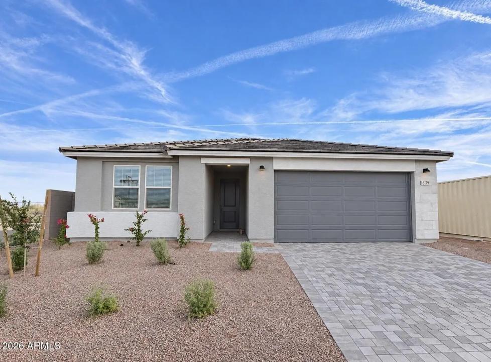 Real Estate Picture 2