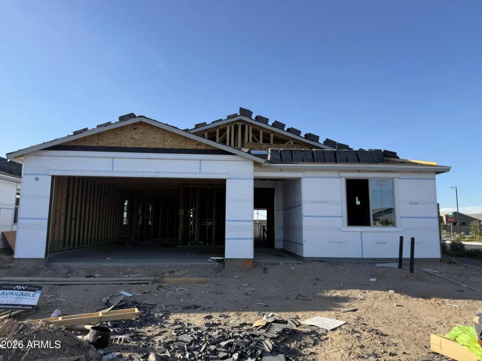 Real Estate Picture 2
