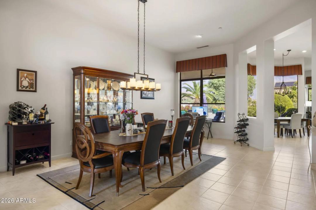 Real Estate Picture 3