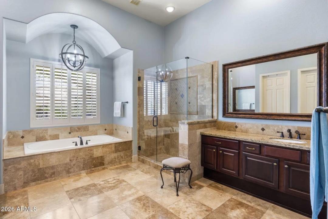 Real Estate Picture 10