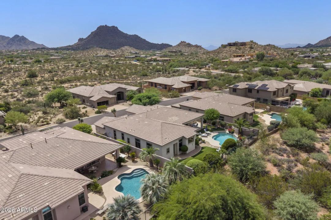 Real Estate Picture 21