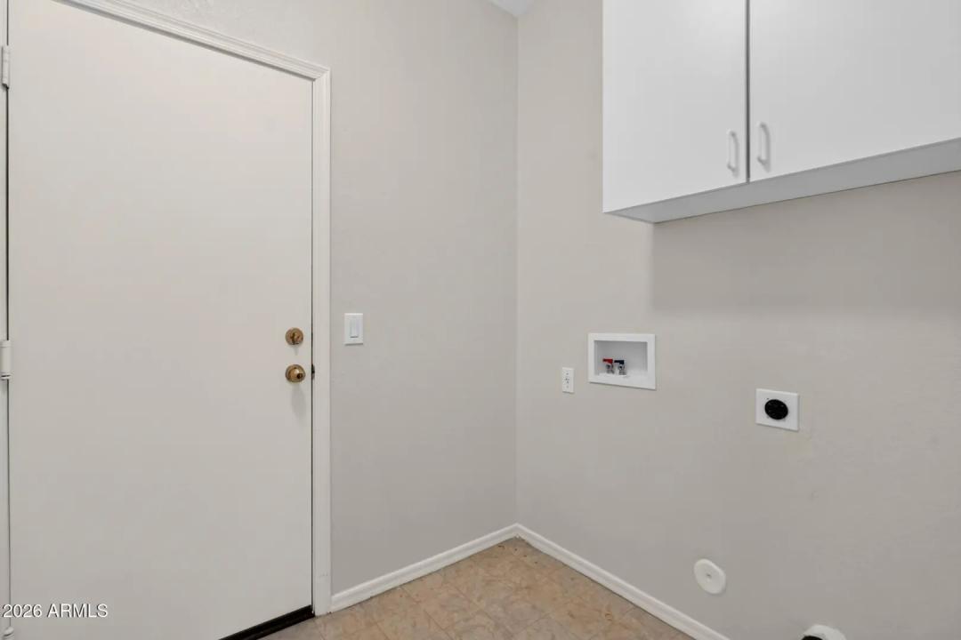 Real Estate Picture 15