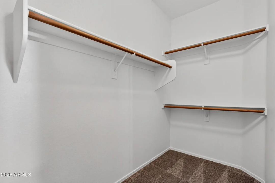 Real Estate Picture 11