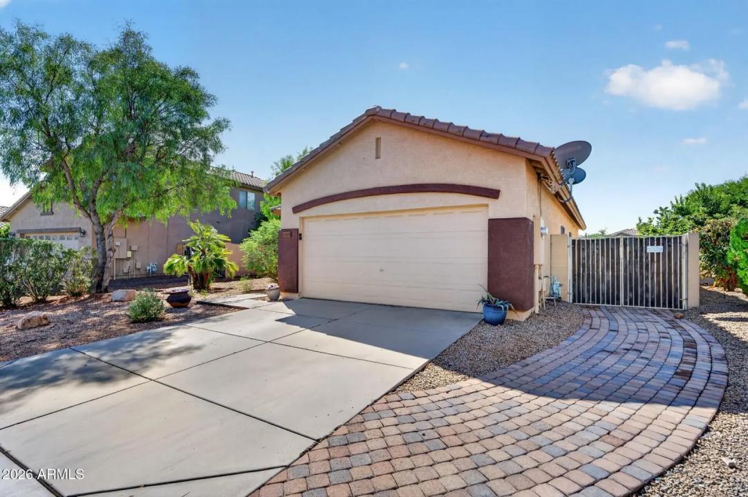Real Estate Picture 2