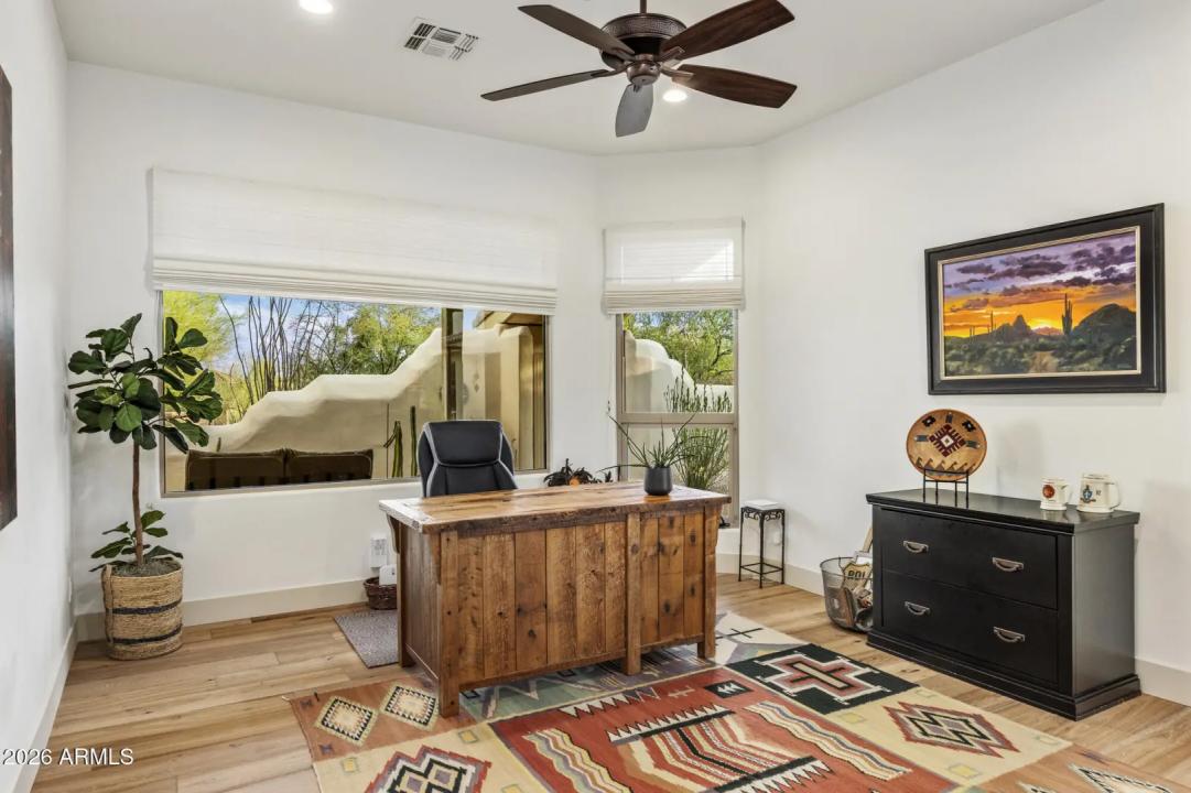 Real Estate Picture 11