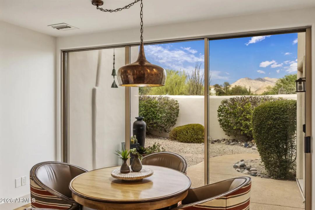 Real Estate Picture 15