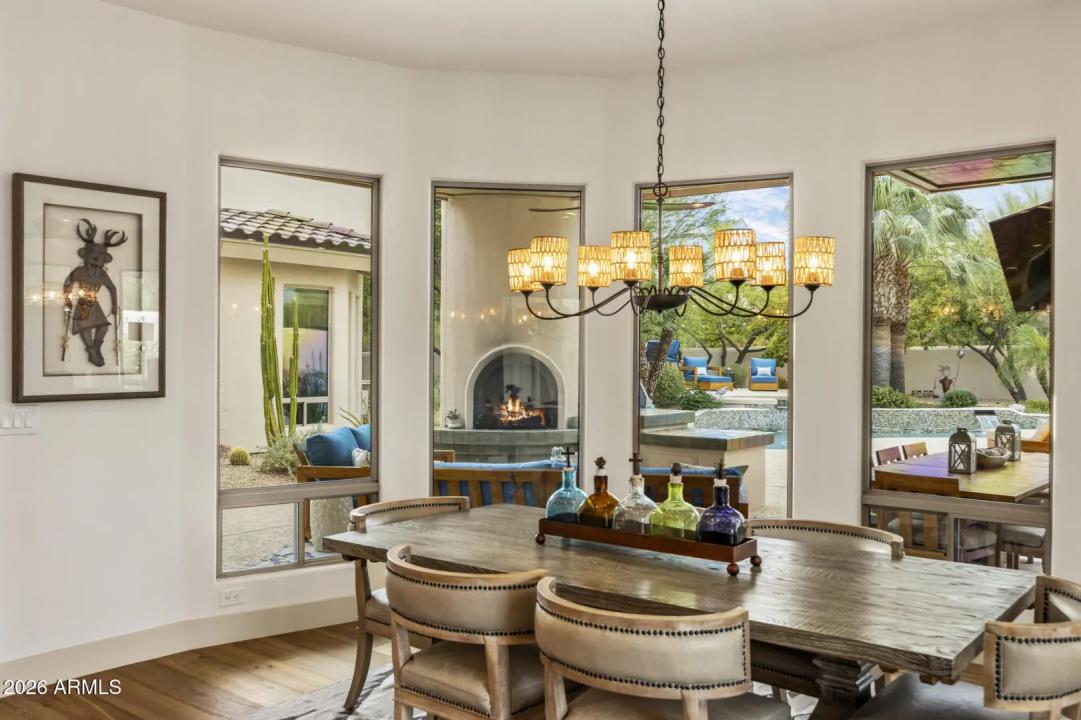 Real Estate Picture 16