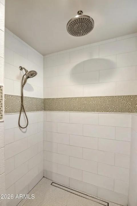 Real Estate Picture 24