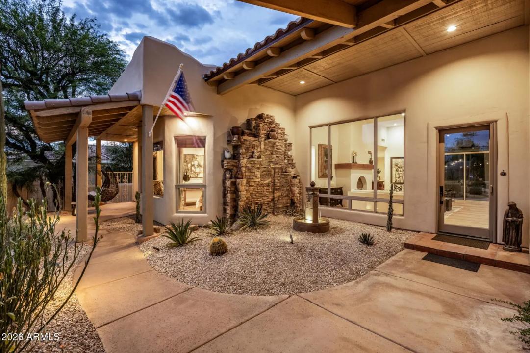 Real Estate Picture 6