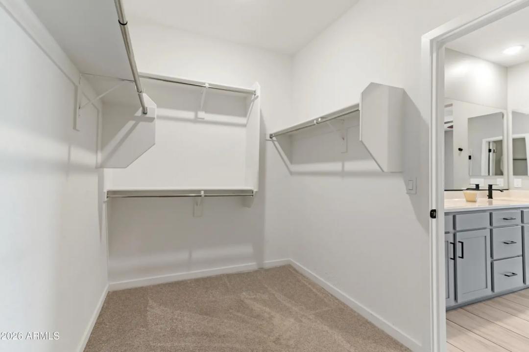 Real Estate Picture 28