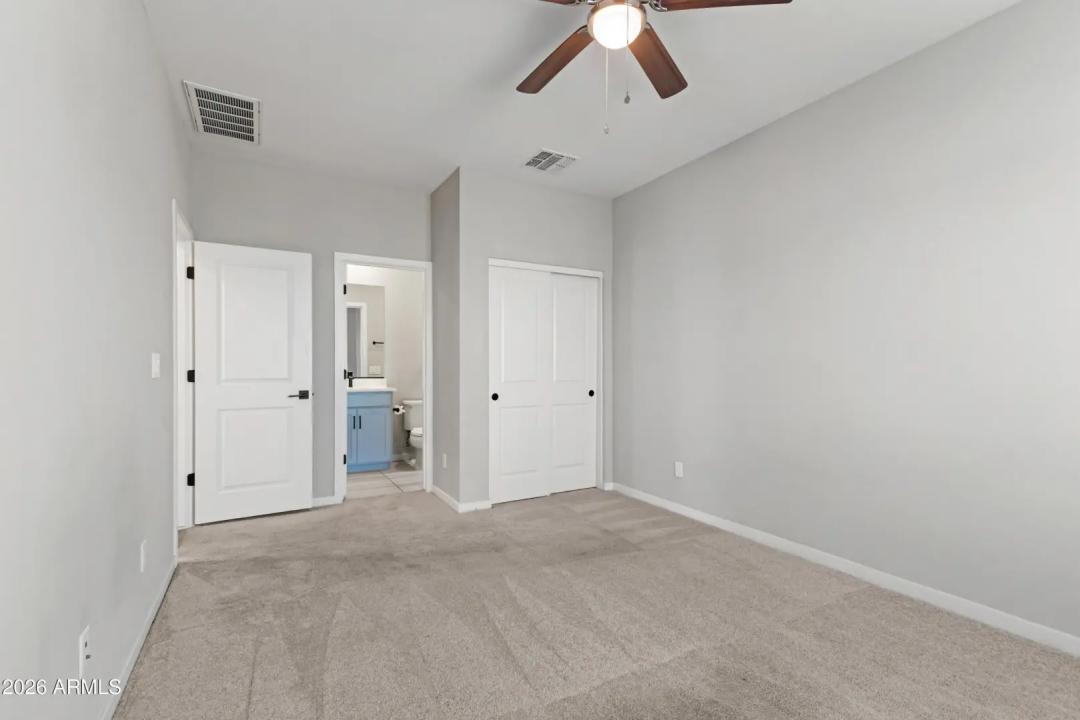 Real Estate Picture 37