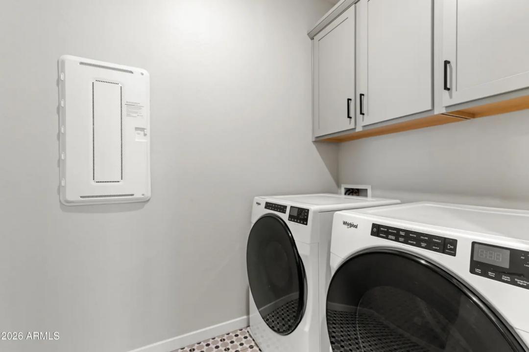 Real Estate Picture 40