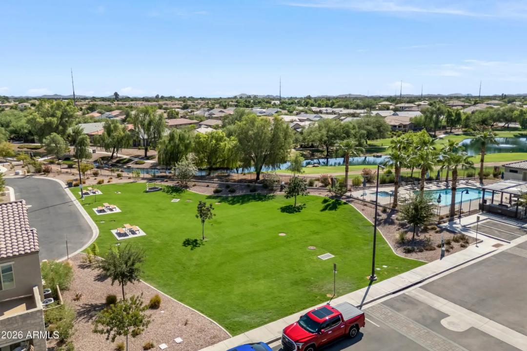 Real Estate Picture 49