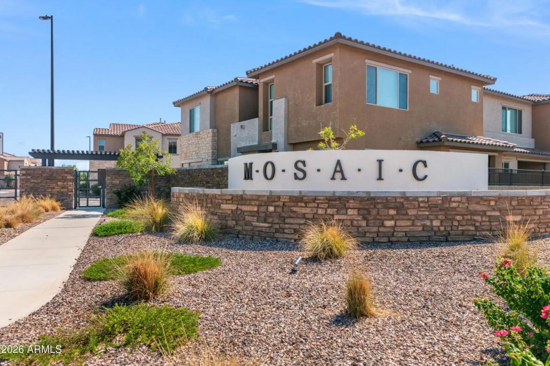 Real Estate Picture 44