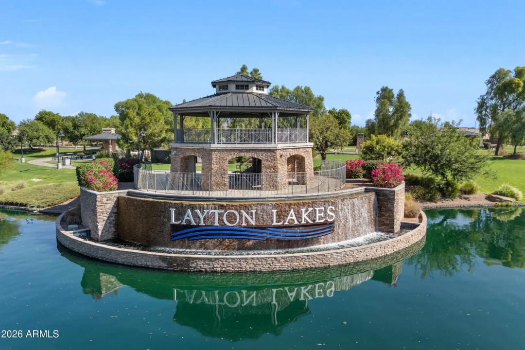 Real Estate Picture 52