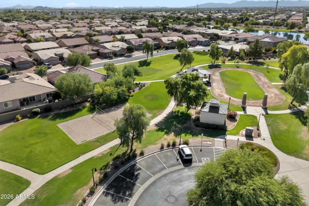 Real Estate Picture 57