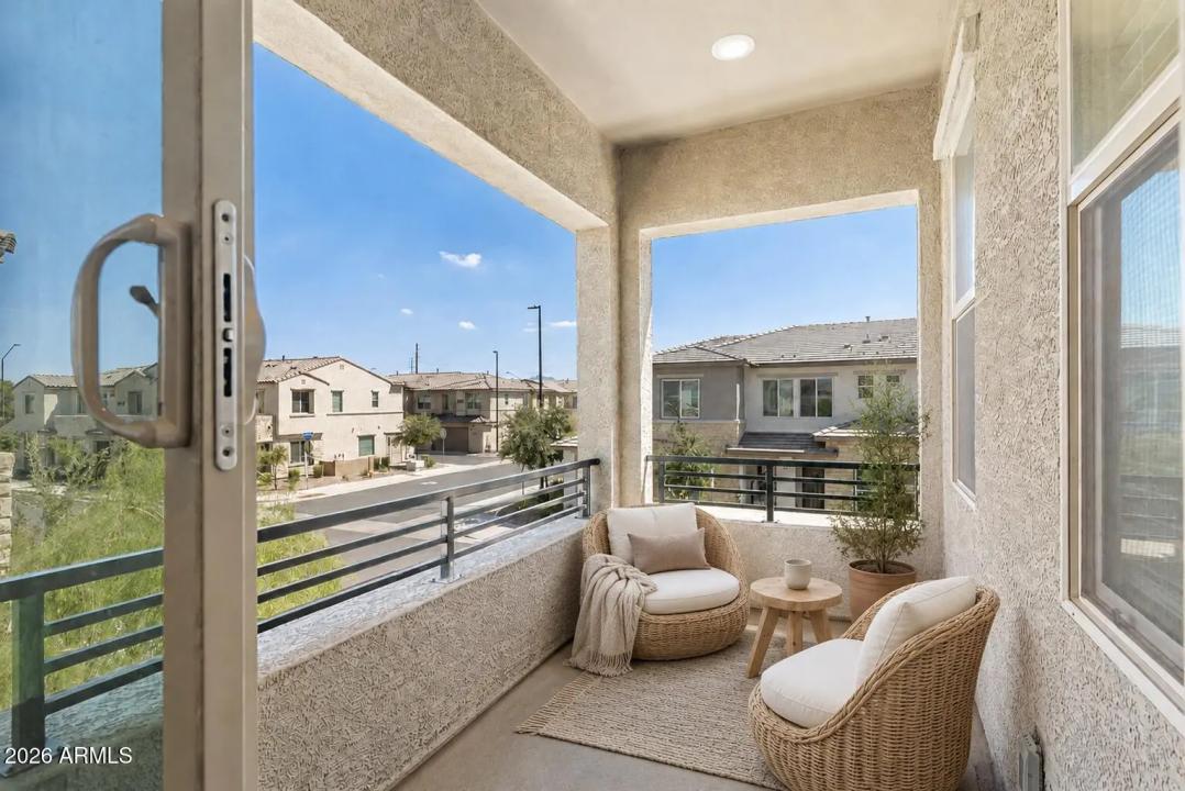 Real Estate Picture 19