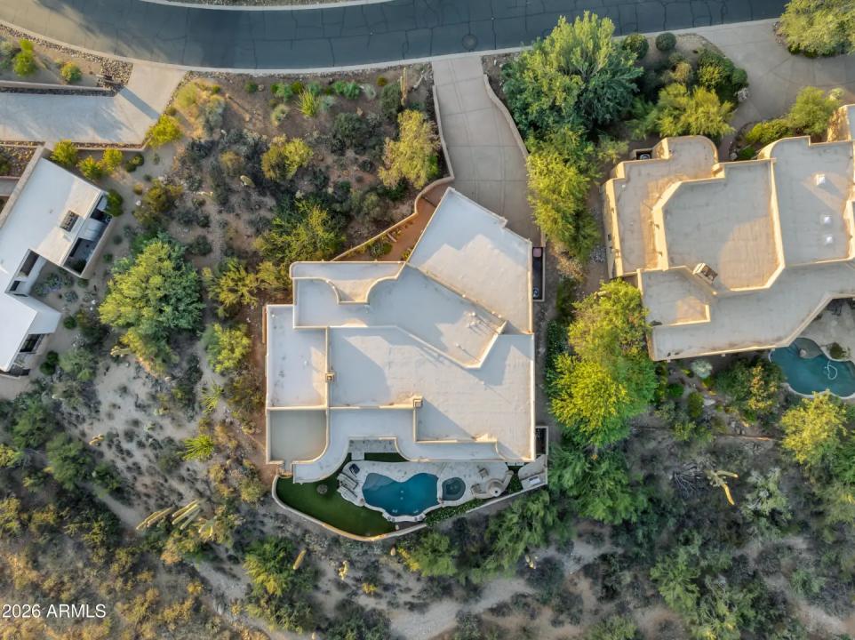 Real Estate Picture 34