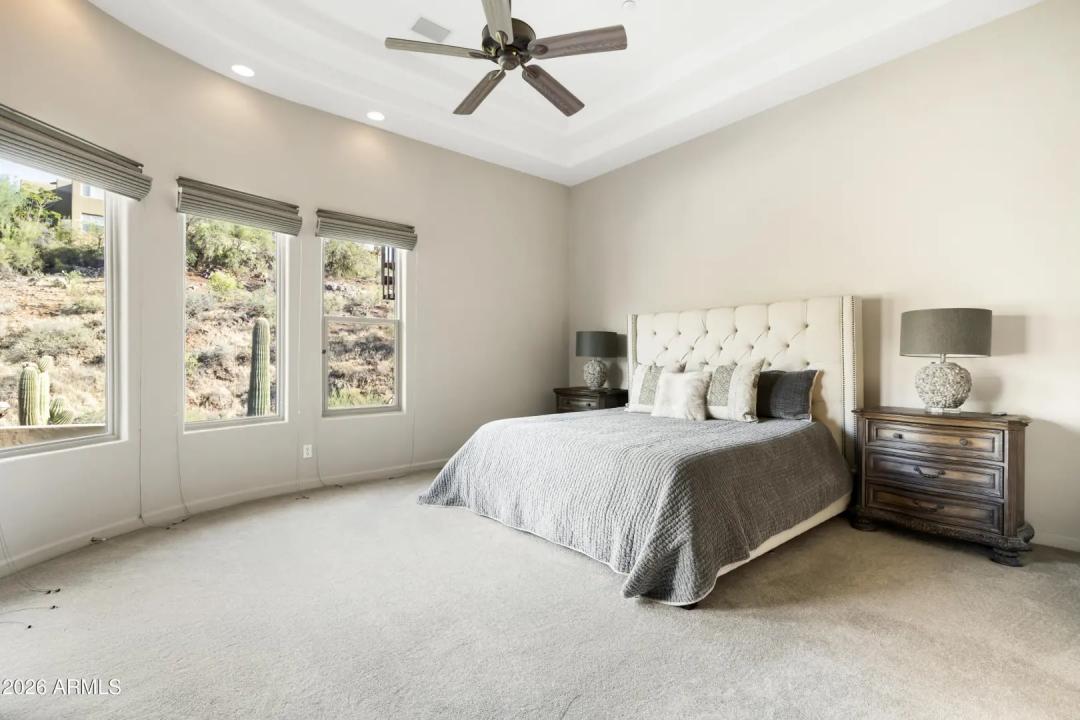 Real Estate Picture 14