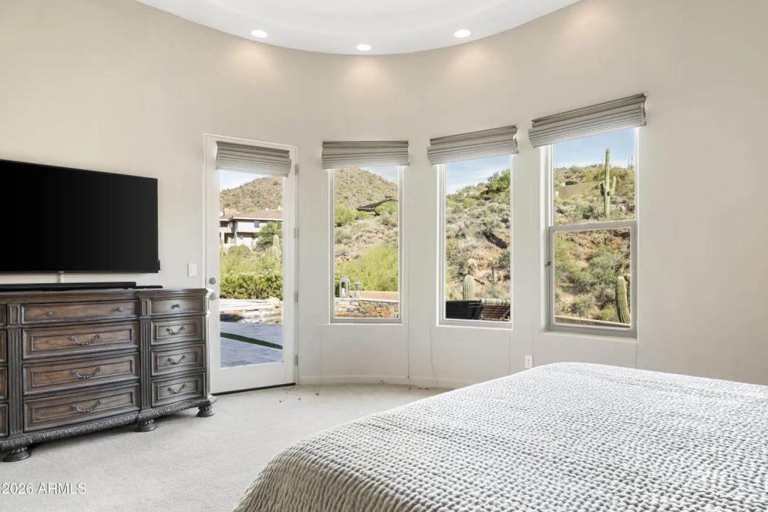 Real Estate Picture 15