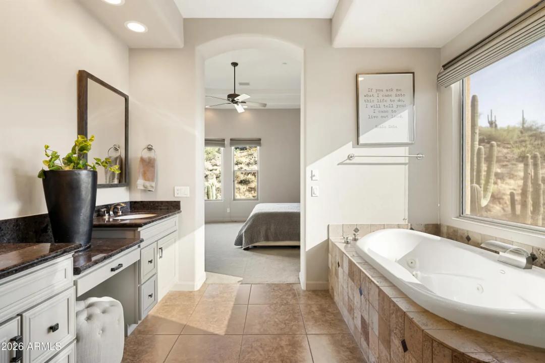Real Estate Picture 18
