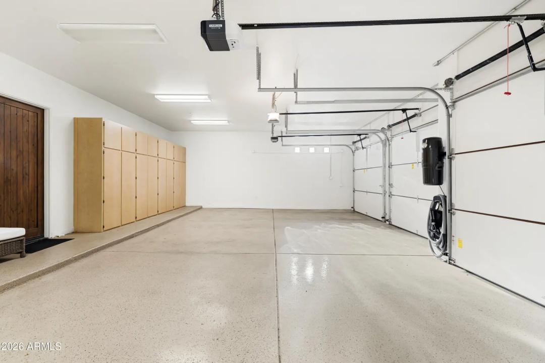 Real Estate Picture 28