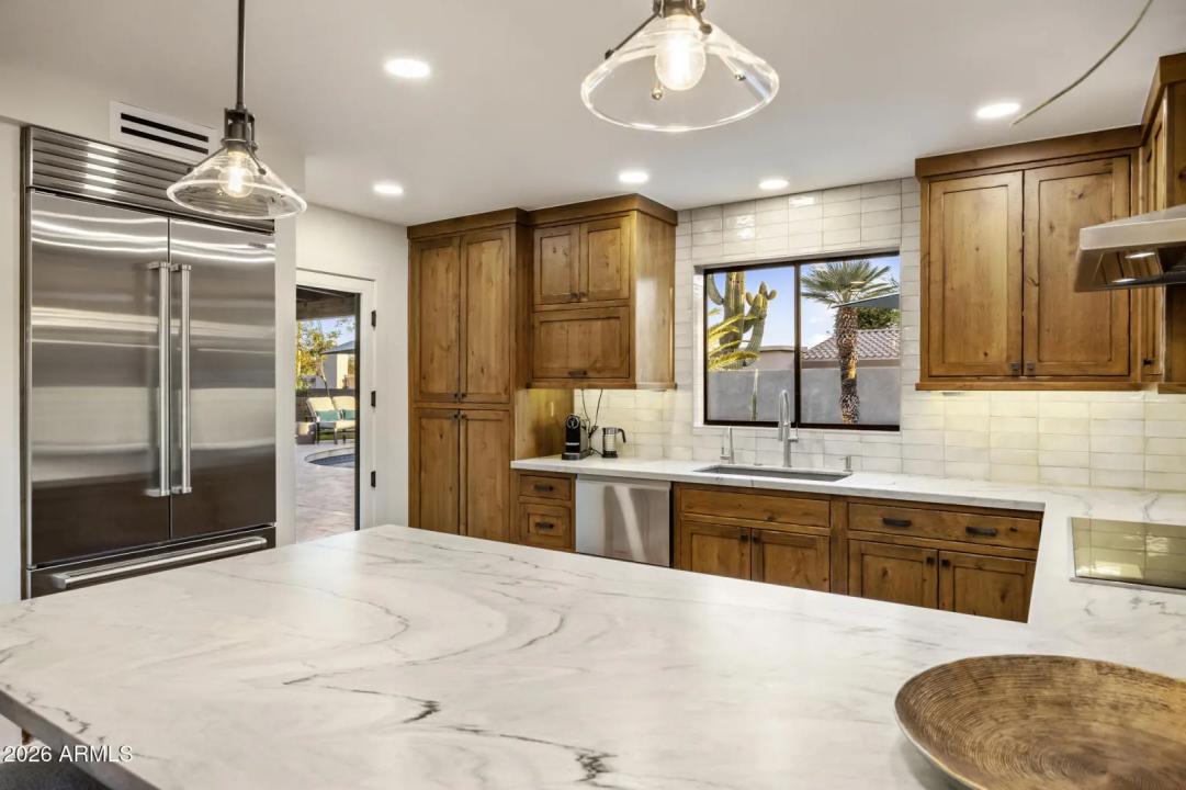 Real Estate Picture 15