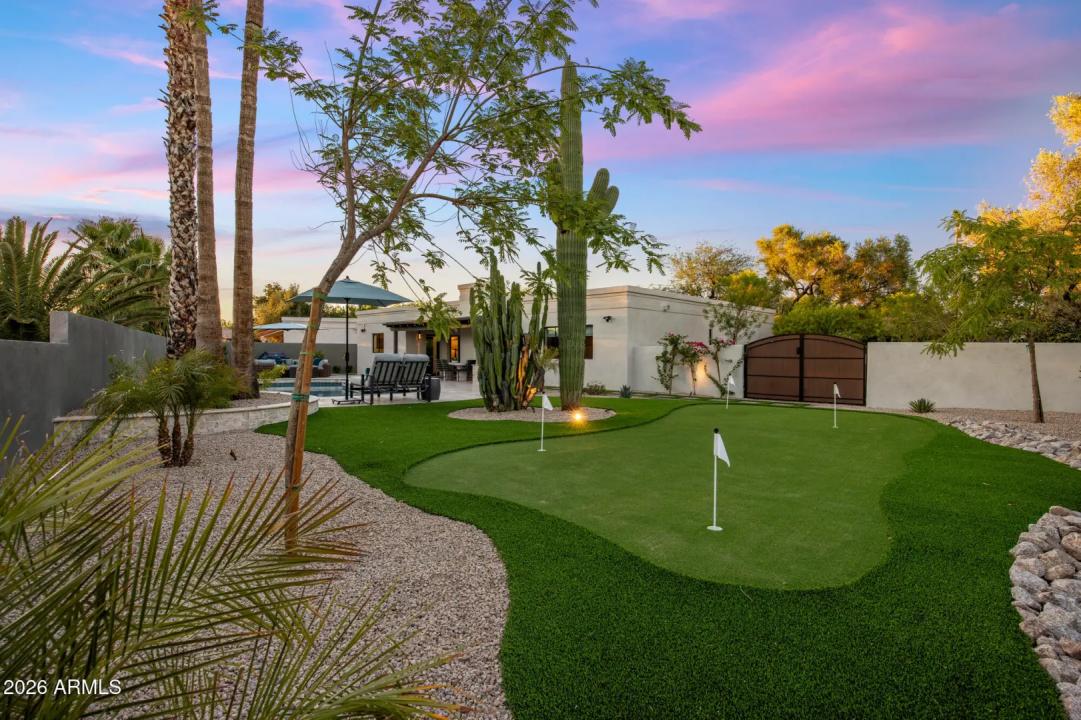 Real Estate Picture 27