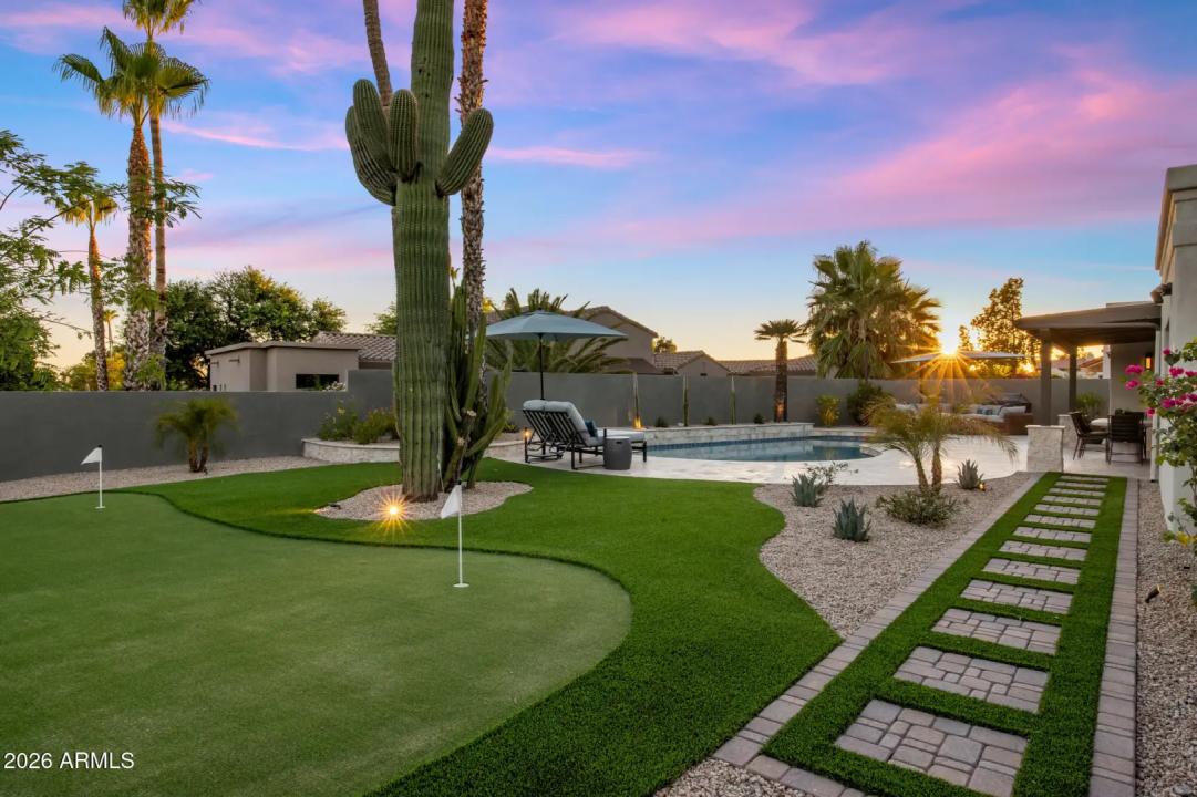 Real Estate Picture 26