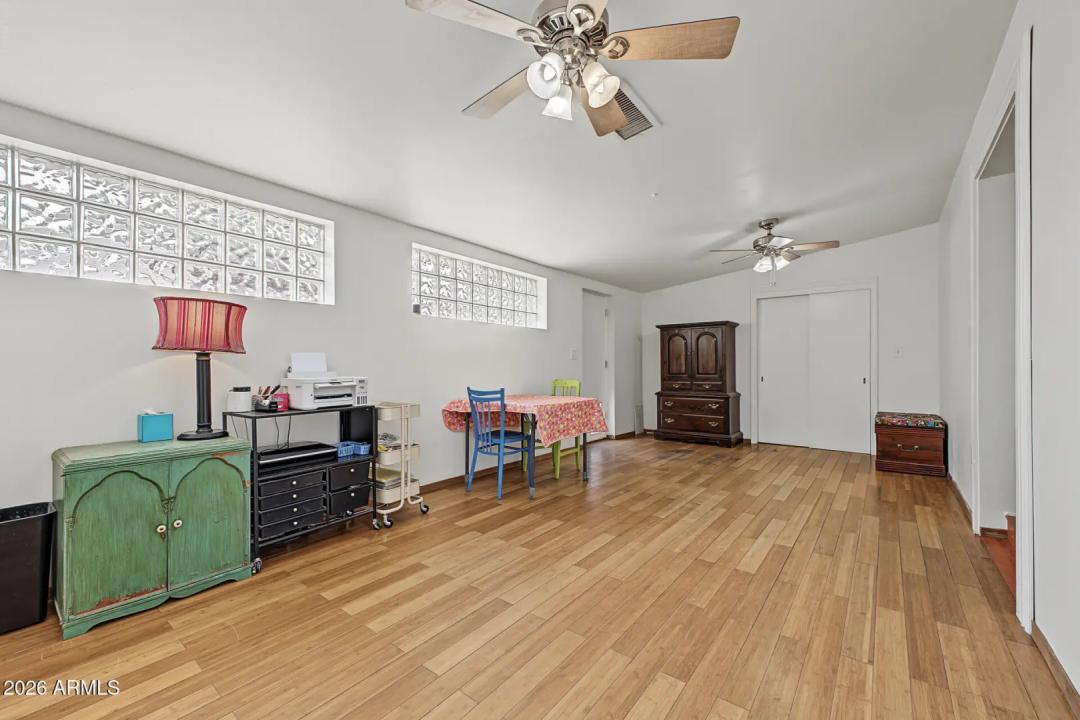 Real Estate Picture 13