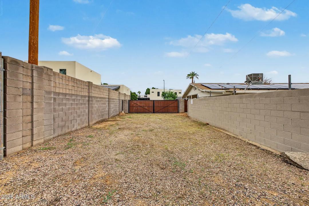 Real Estate Picture 27