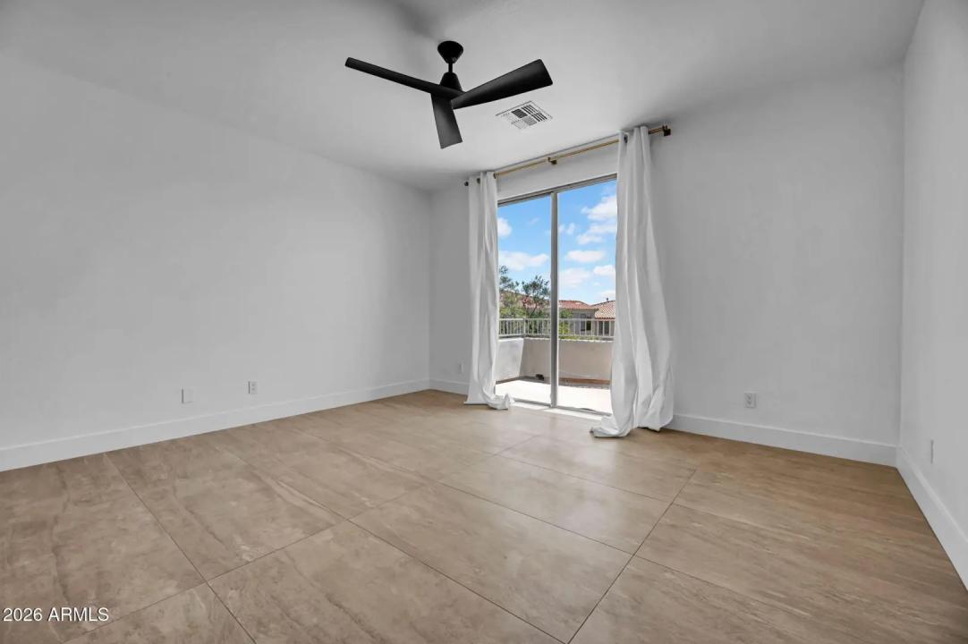 Real Estate Picture 28