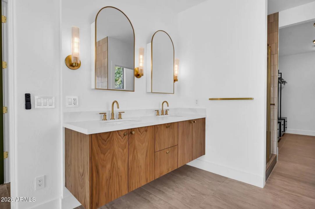 Real Estate Picture 31