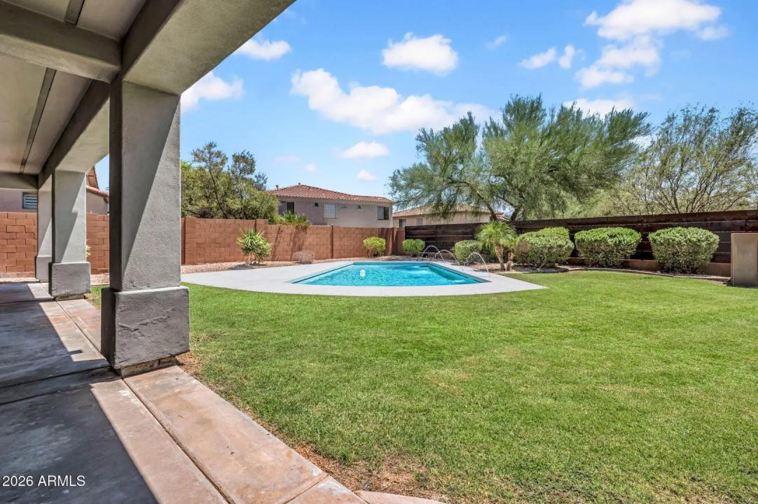Real Estate Picture 37