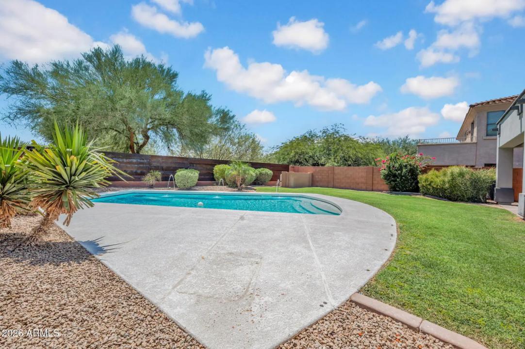Real Estate Picture 39