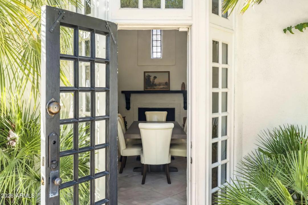 Real Estate Picture 6