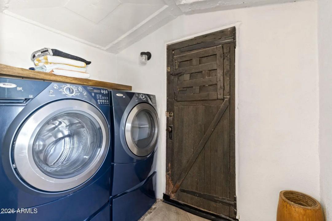 Real Estate Picture 28