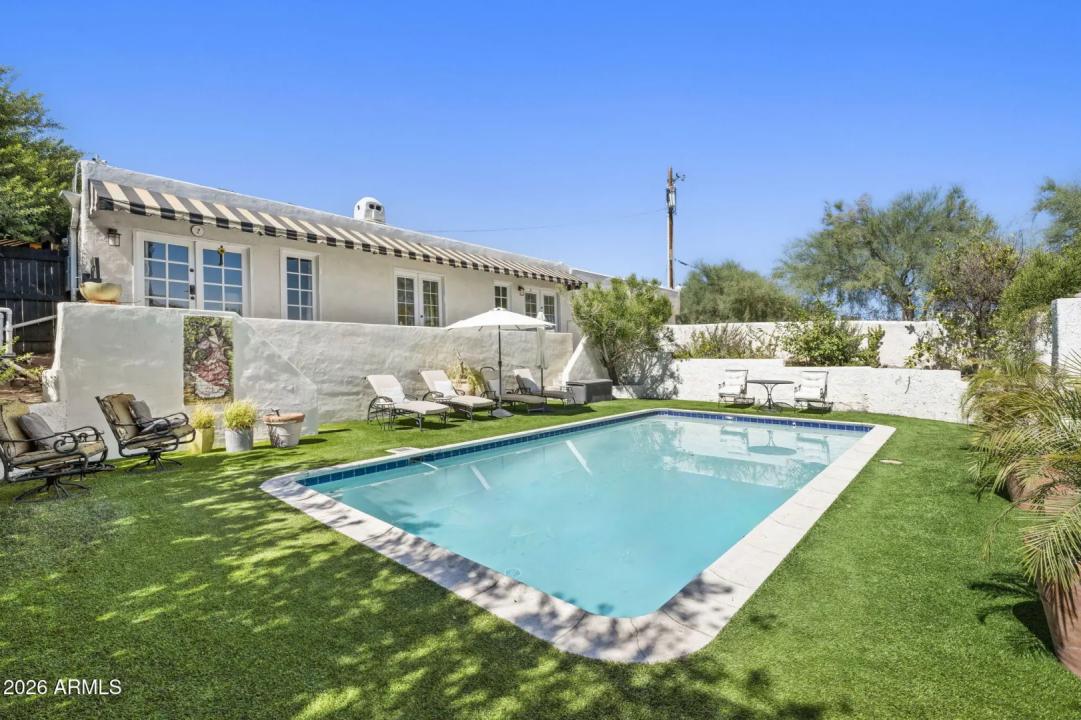 Real Estate Picture 34