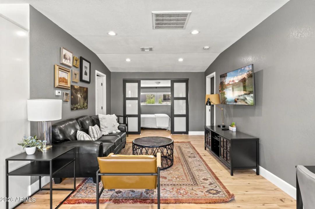 Real Estate Picture 36