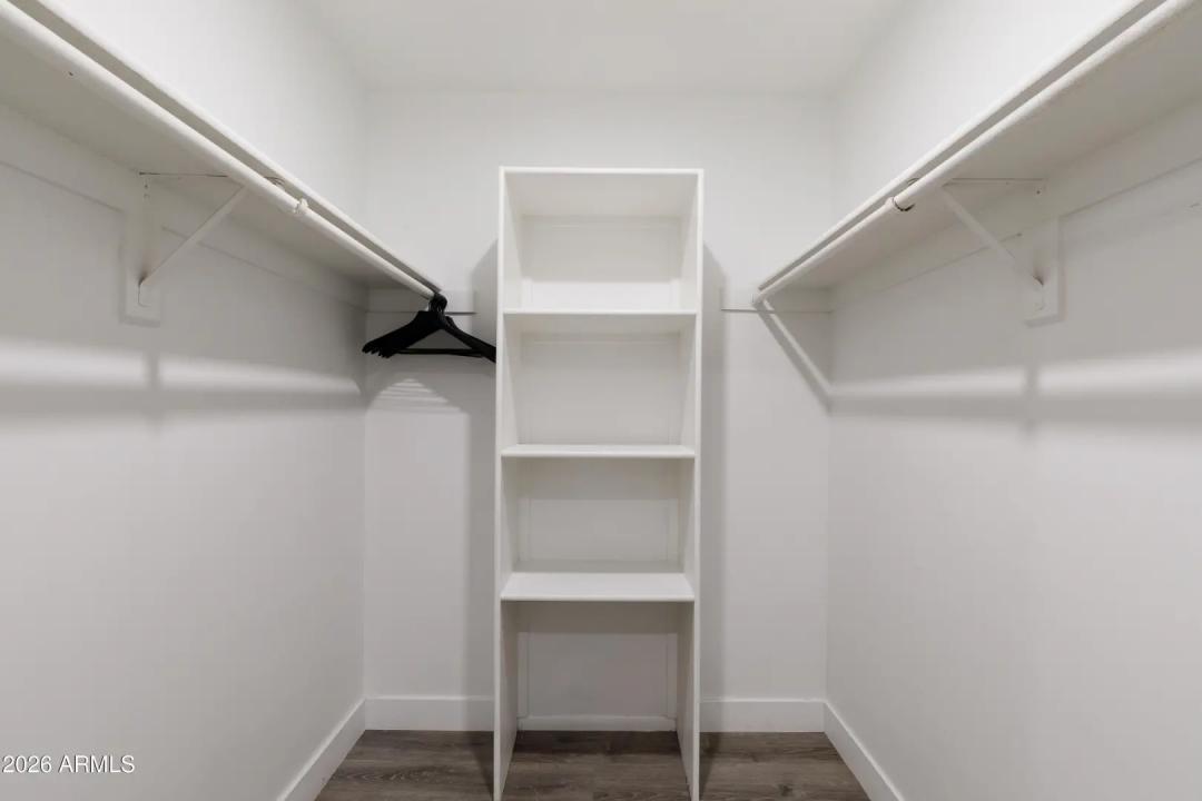 Real Estate Picture 17