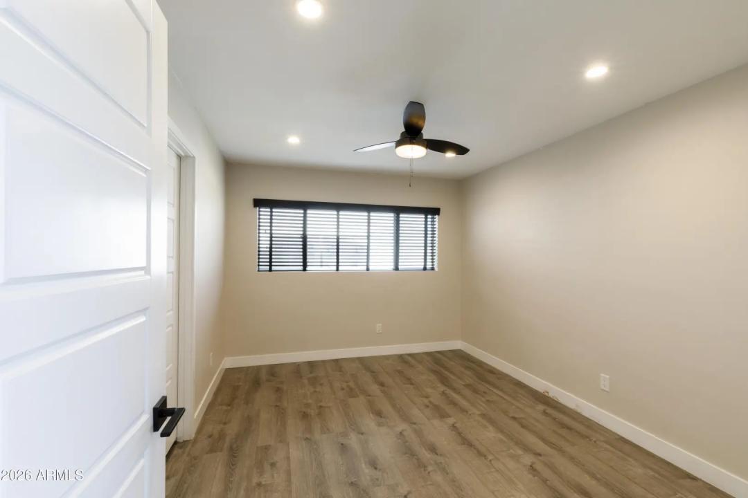 Real Estate Picture 18