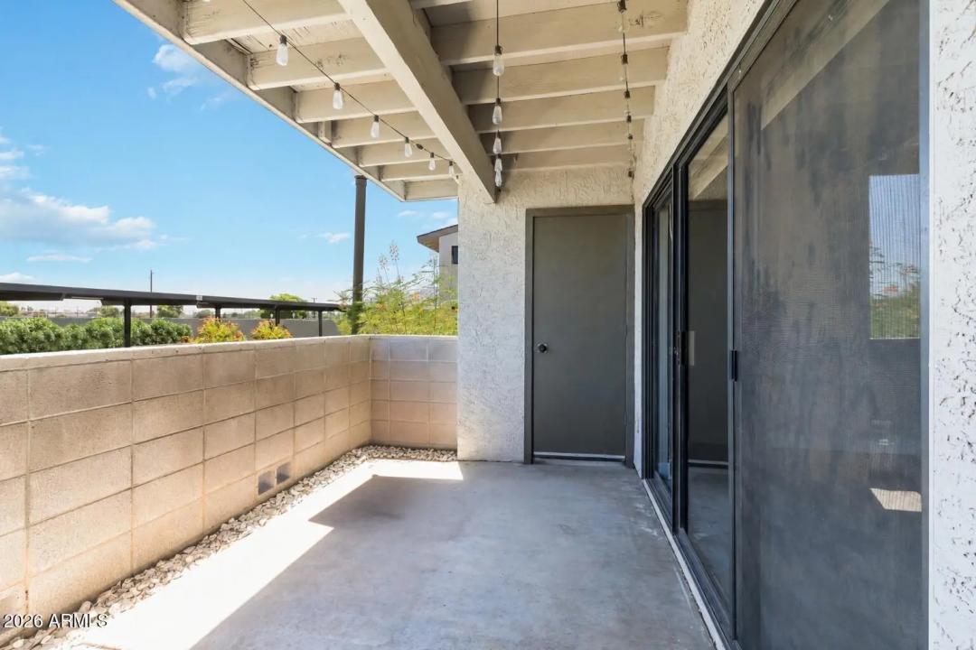 Real Estate Picture 25