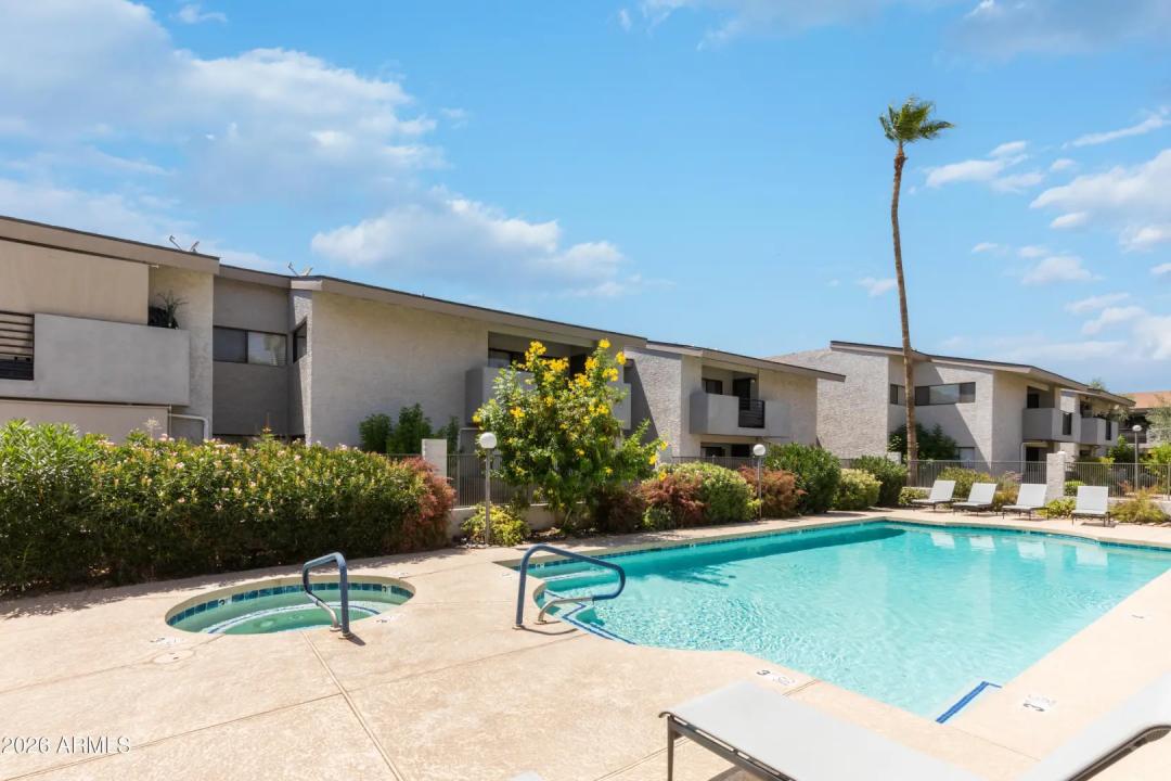 Real Estate Picture 27